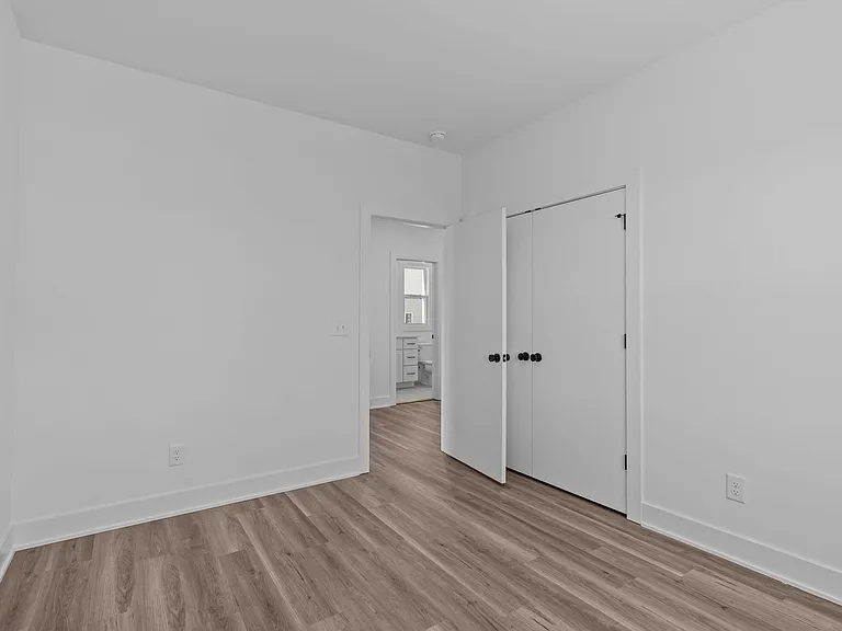 1316 E Lenoir St — Photo 27
