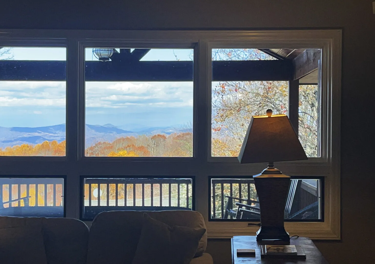 Views, Hot Tub, Pet Friendly, Firepit, Decks — Photo 1