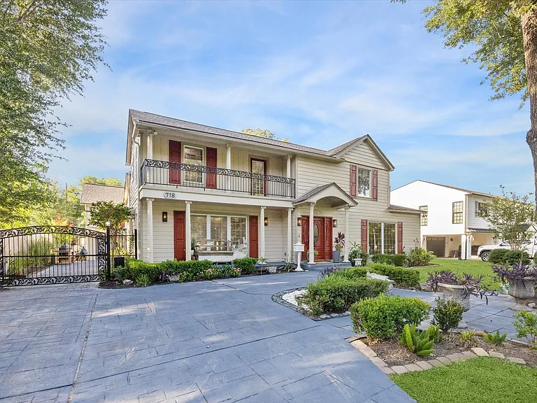 718 Garden Oaks Blvd — Photo 5