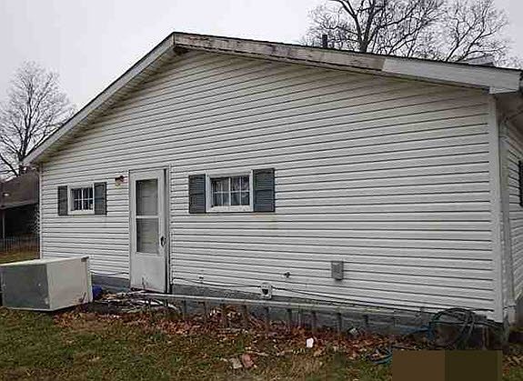 5th image of 734 Burger Ave