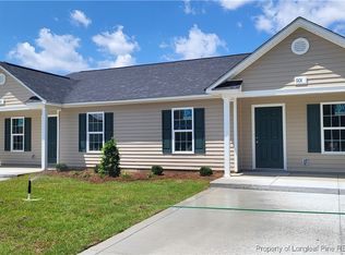 1101 Woodridge Dr, Lumberton, NC 28358