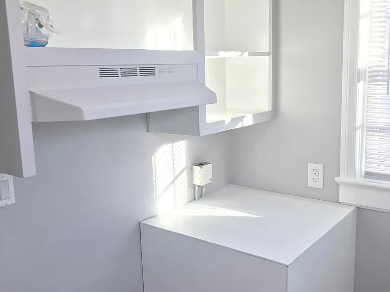 1127 Churchill Ave SW — Photo 10