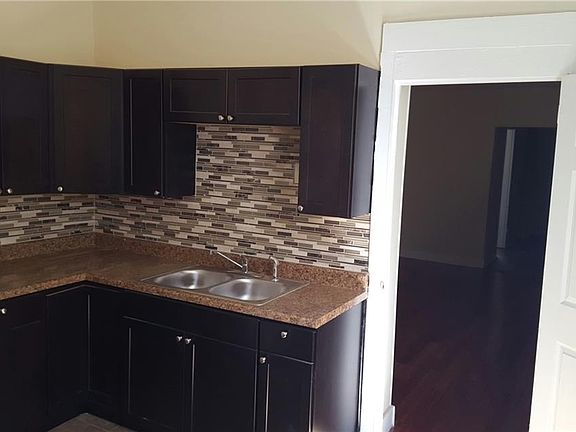 2nd image of 2909-11 Orleans Ave