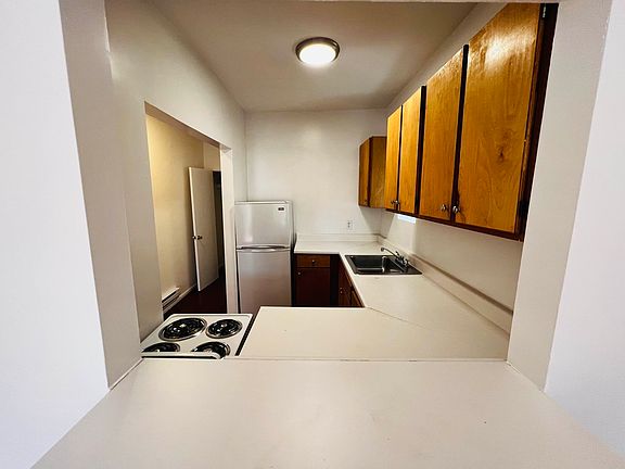3rd image of 346 W 52nd St #5A