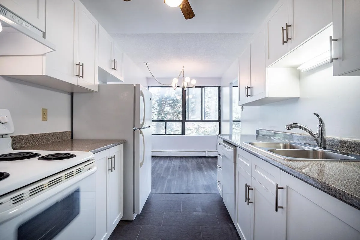 Fiddlers West Apartments — Photo 1