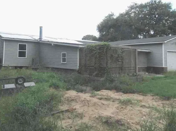 628 Barn Rd, Bonneau, SC 29431