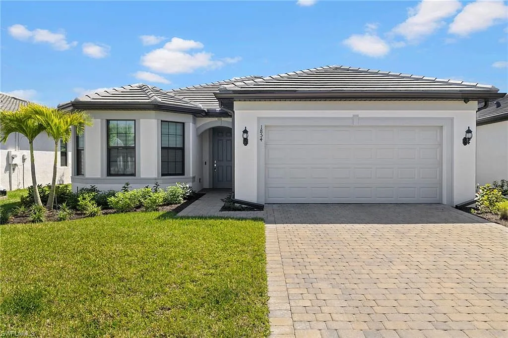 4 bed, 3.0 bath, 2127 sqft, $3,750 — Photo 1