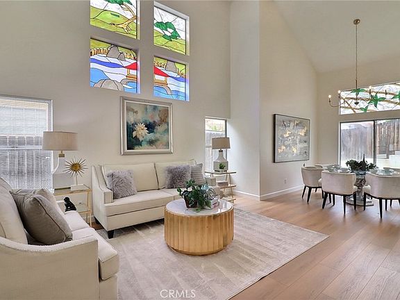 2nd image of 23948 Lone Pine Dr