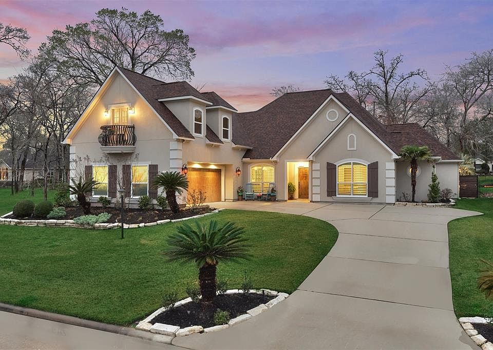 1st image of 305 Waterford Way