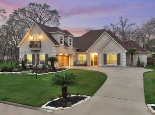 305 Waterford Way, Montgomery, TX 77356