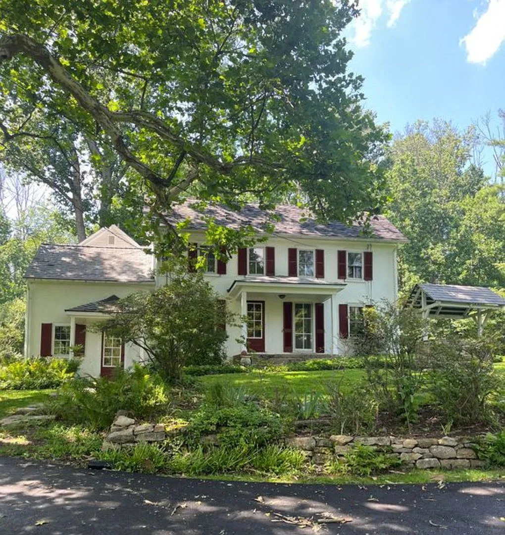 4 BD / 2.5 BTH Doylestown Farm Home — Photo 1