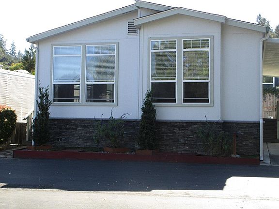 2nd image of 444 Whispering Pines Dr Space 170
