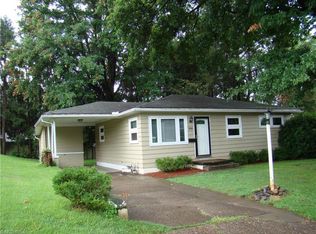 400 53rd St, Vienna, WV 26105
