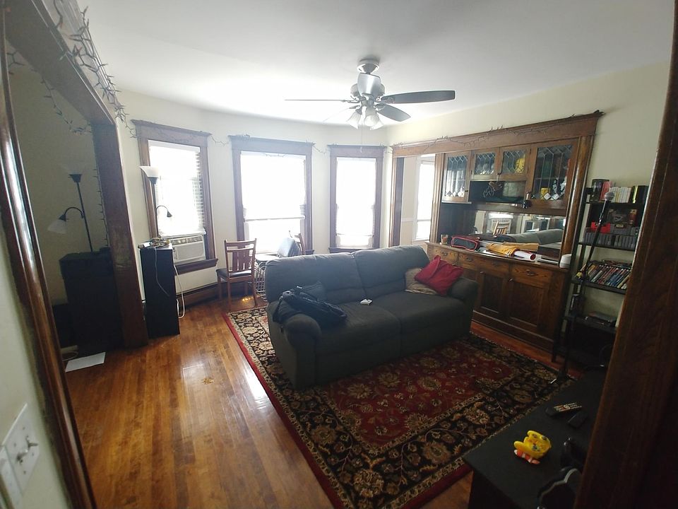 1st image of 3236 3rd Ave S