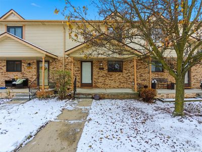 25927 New Forest Ct, Chesterfield, MI, 48051