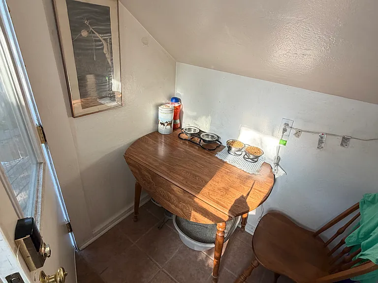 16 Kohlepp Ave #16.5 — Photo 5