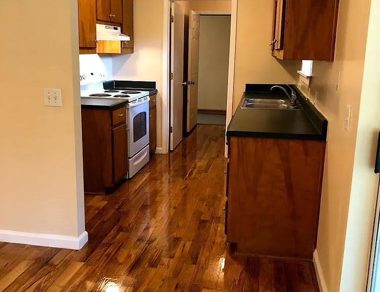 6027 Mitchell St — Photo 7