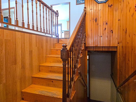 4th image of 294 Chandler Rd