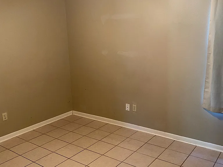 208 Standifer Ave — Photo 6