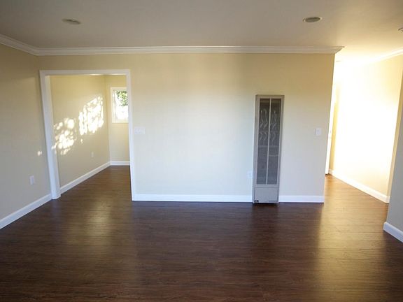 5th image of 128 N Humboldt St APT 05
