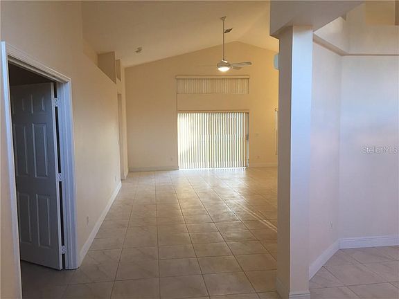 4th image of 2814 Berkshire Cir
