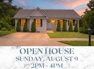 373 Village Dr, Berea, KY 40403