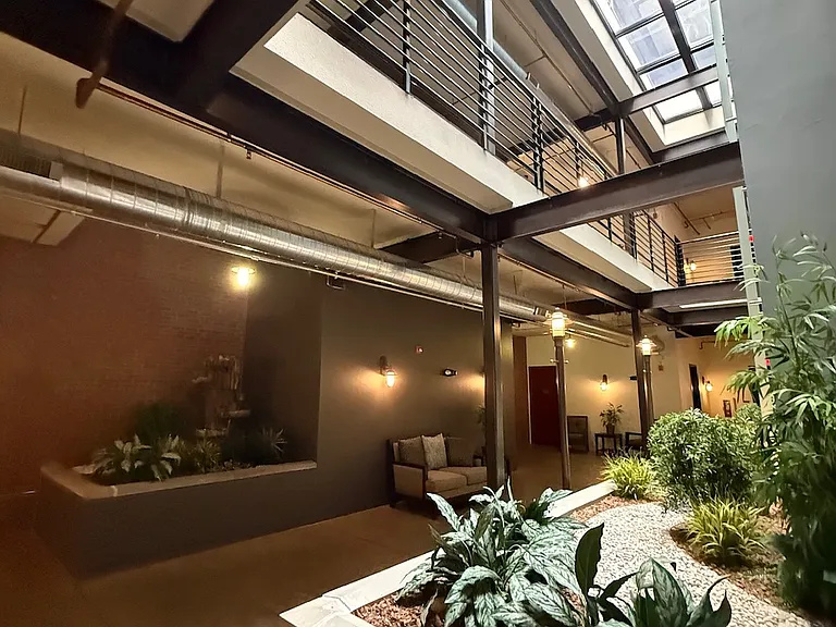 210 W Magnolia St #210 — Photo 12