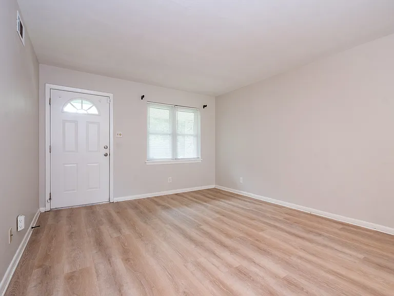 6915 Bluebird Dr — Photo 11