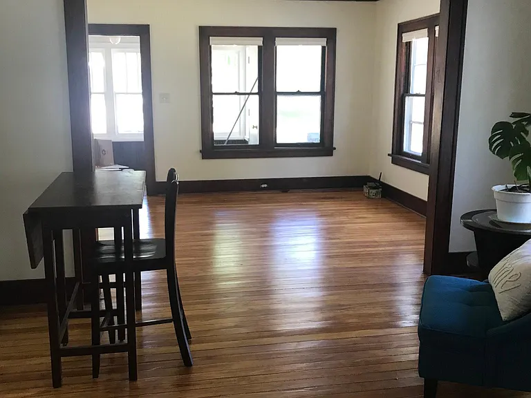 1442 Barclay St #1 — Photo 4