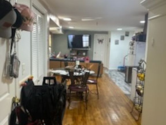 4th image of 1418 Mattison Ave #A