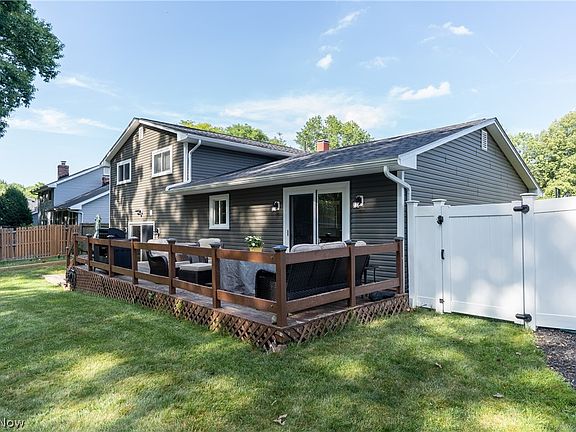 5th image of 15628 Creekwood Ln