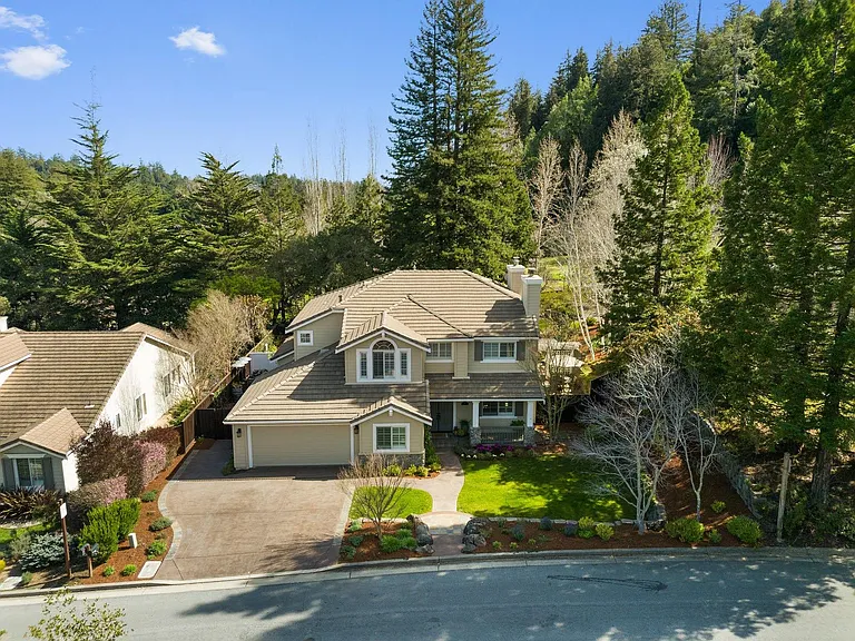 448 Silverwood Dr — Photo 77