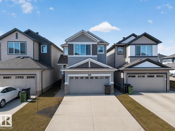 1684 12th St NW, Edmonton, AB T6T 2N4