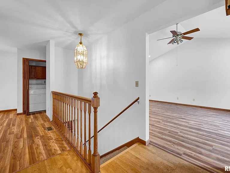 2321 W Pintura Ct — Photo 2