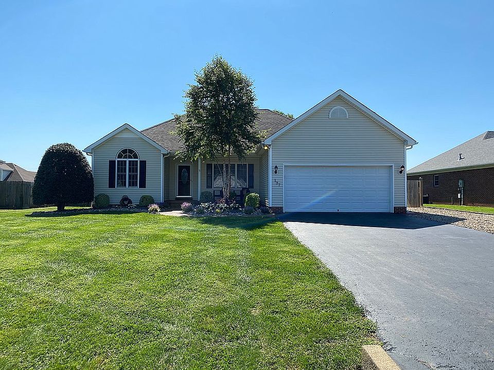 1st image of 137 Kempton Ct
