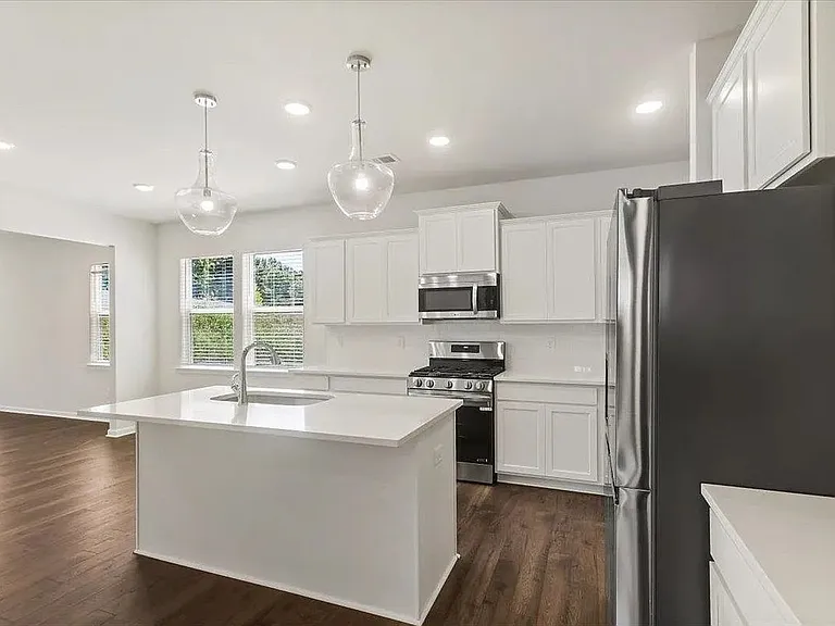 1021 Skidway Dr — Photo 17