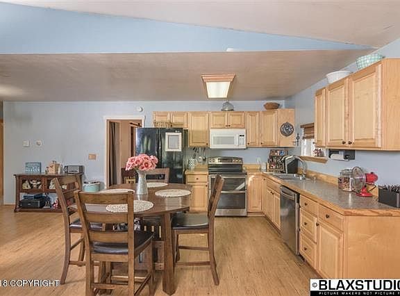5th image of 7409 Anders Ave