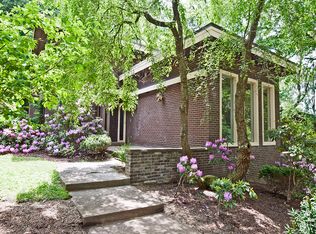 2318 Marbury Rd, Pittsburgh, PA 15221