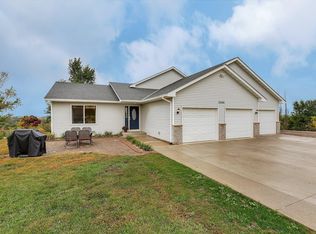 33335 743rd Ave, South Haven, MN 55382