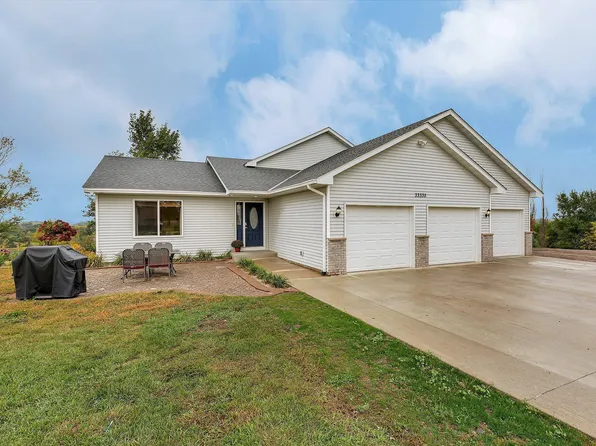 33335 743rd Ave, South Haven, MN 55382