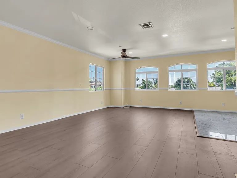 5246 N Gareloch Ave — Photo 17