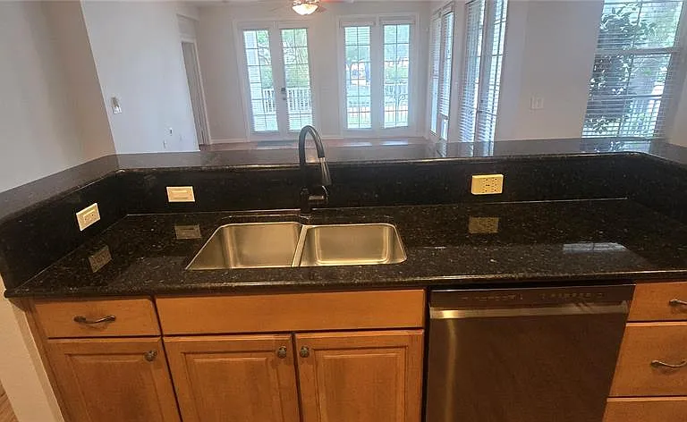4249 Corrine Dr #8-104 — Photo 77