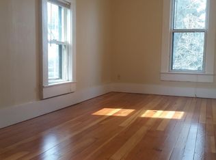 156 5th St APT 3, Ashland, OR 97520