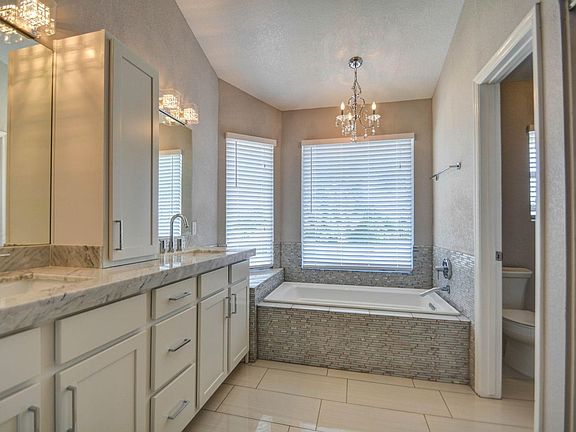 4th image of 4834 E Hillery Dr