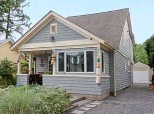 135 Adams St, Centerport, NY 11721