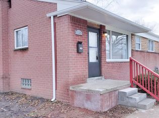 28603 Oakwood St, Inkster, MI