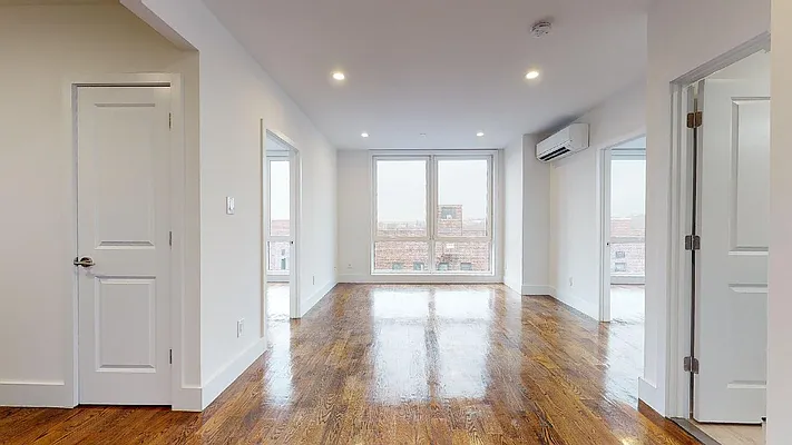 Rented by Metro Garden Realty NYC | media 25