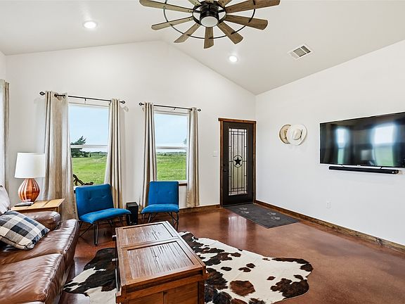 2nd image of 435 County Road 4875