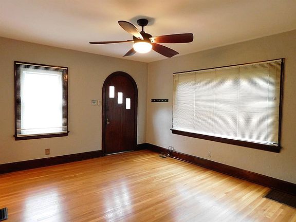 2nd image of 4029 Paxton Ave