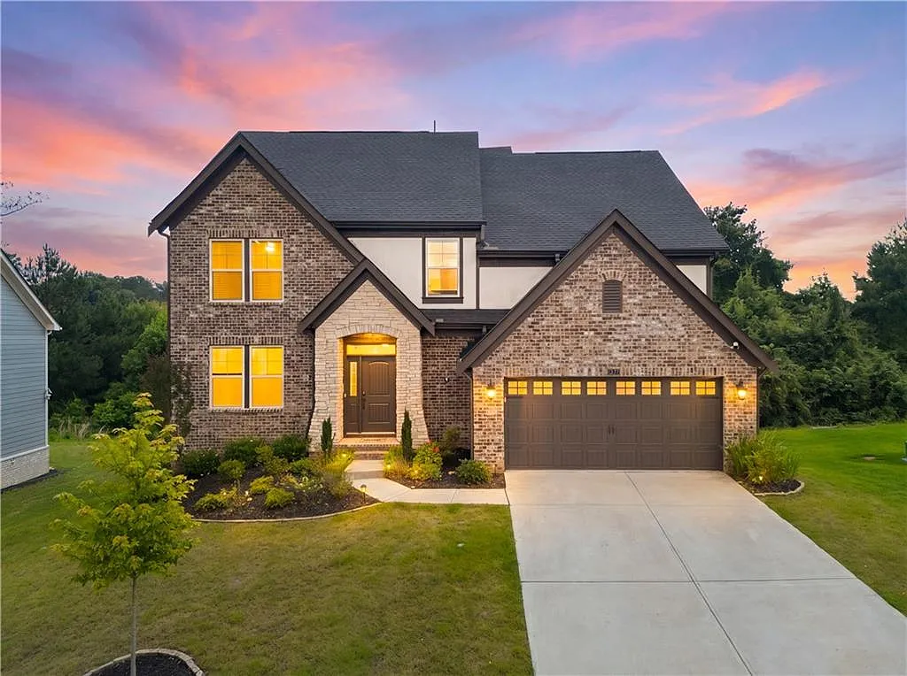 5 bed, 3.5 bath, 4626 sqft, $3,500 — Photo 1